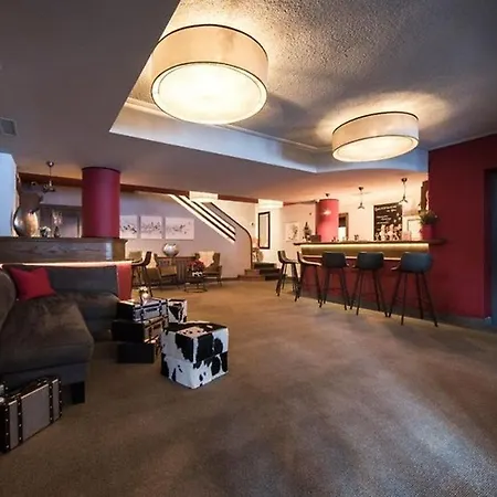 Hotel Montjola 3*