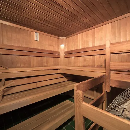 Hotel Montjola 3*